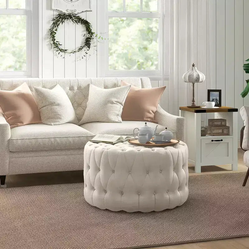 Table basse pouf ronde avec revêtement en velours et capitonnage à boutons