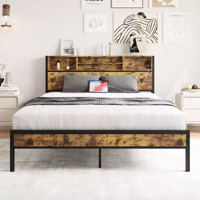Cadre de lit queen size en métal avec tête de lit de rangement et station de recharge, noir