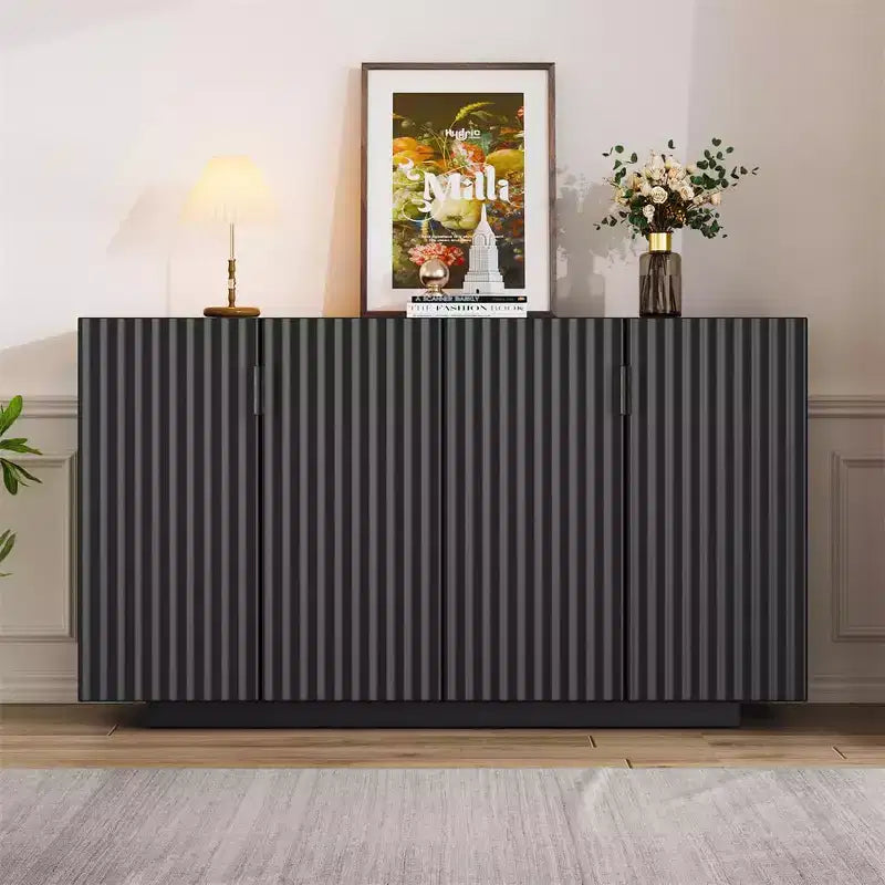 Buffet de 151,9 cm avec 4 portes ondulées et étagères réglables