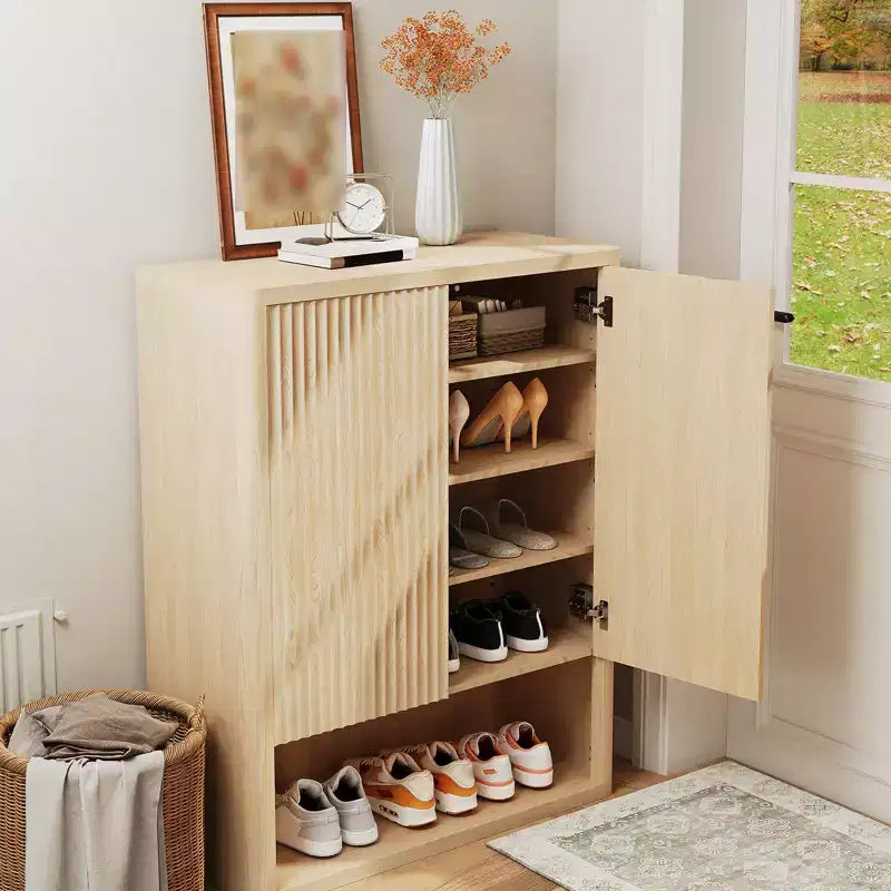Meuble à chaussures 5 niveaux cannelé avec portes